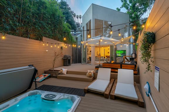 Wander Laurel Canyon - Image 1